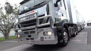 MAH02118.MP4.00_00_33_16.Still002