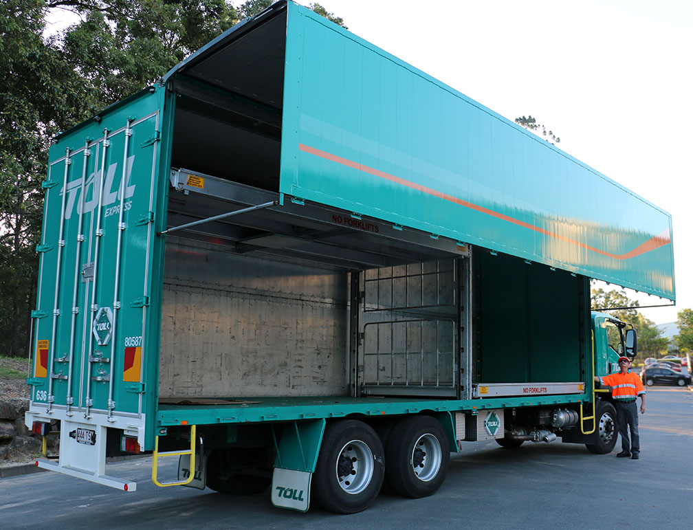 Wingliner_02 Truck & Bus News