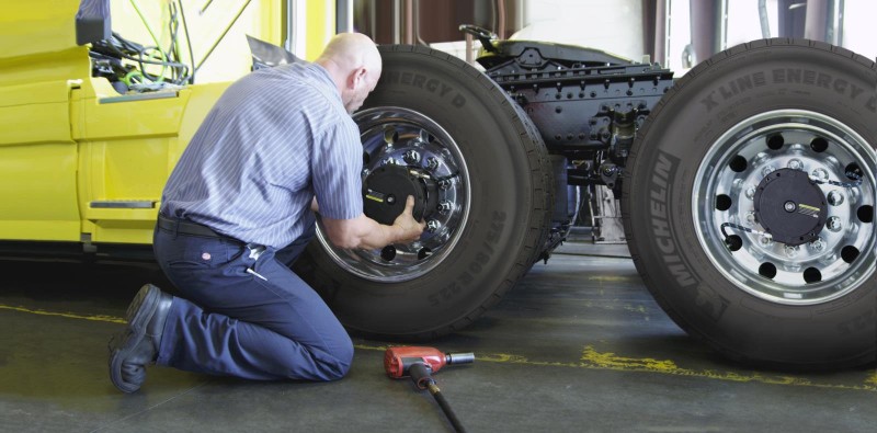 MICHELIN INTRODUCES TRUCK TYRE AUTOMATIC INFLATION SYSTEM | Truck & Bus ...