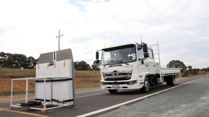 Hino AEB 500 49 lr