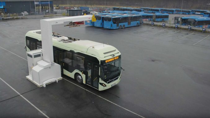 volvo-autonomous-bus-in-the-depot