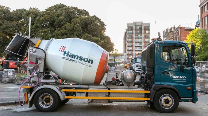 Hino_191031_0006 lr