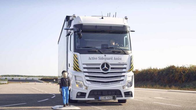 Mercedes-Benz Actros mit ASGAMercedes-Benz Actros mit ASGA