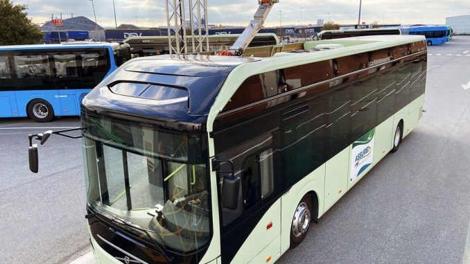 Volvo Pantograph charger