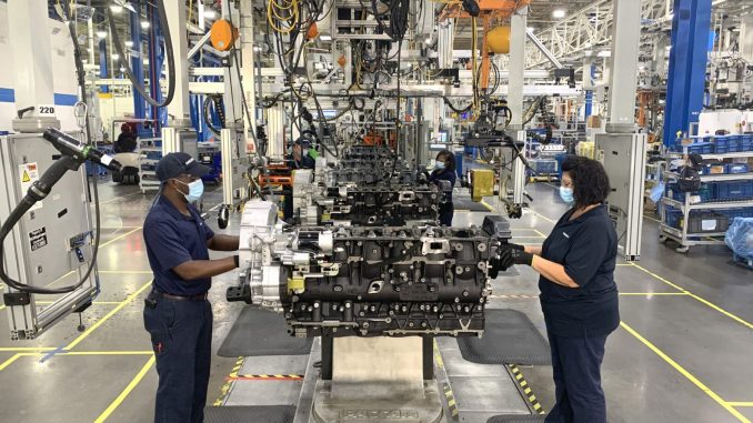 Paccar 10 yesrts of MX producition
