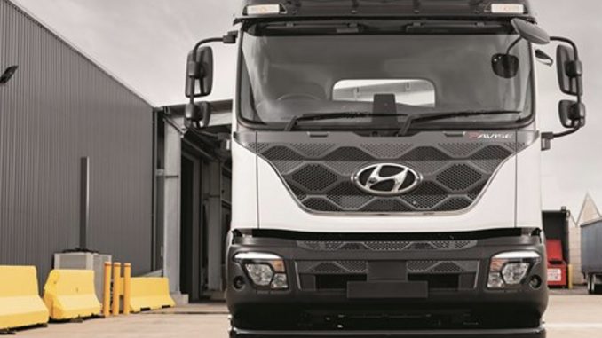 HYUNDAI PAVISE front