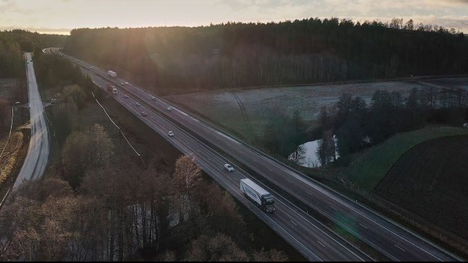 VIDEO- SCANIA TESTS AUTONOMOUS TRUCKS ON SWEDISH ROADS