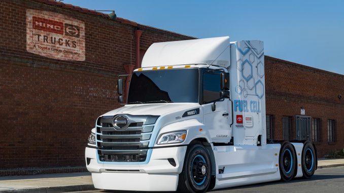 Hino FCEV Prototype_Front_E1